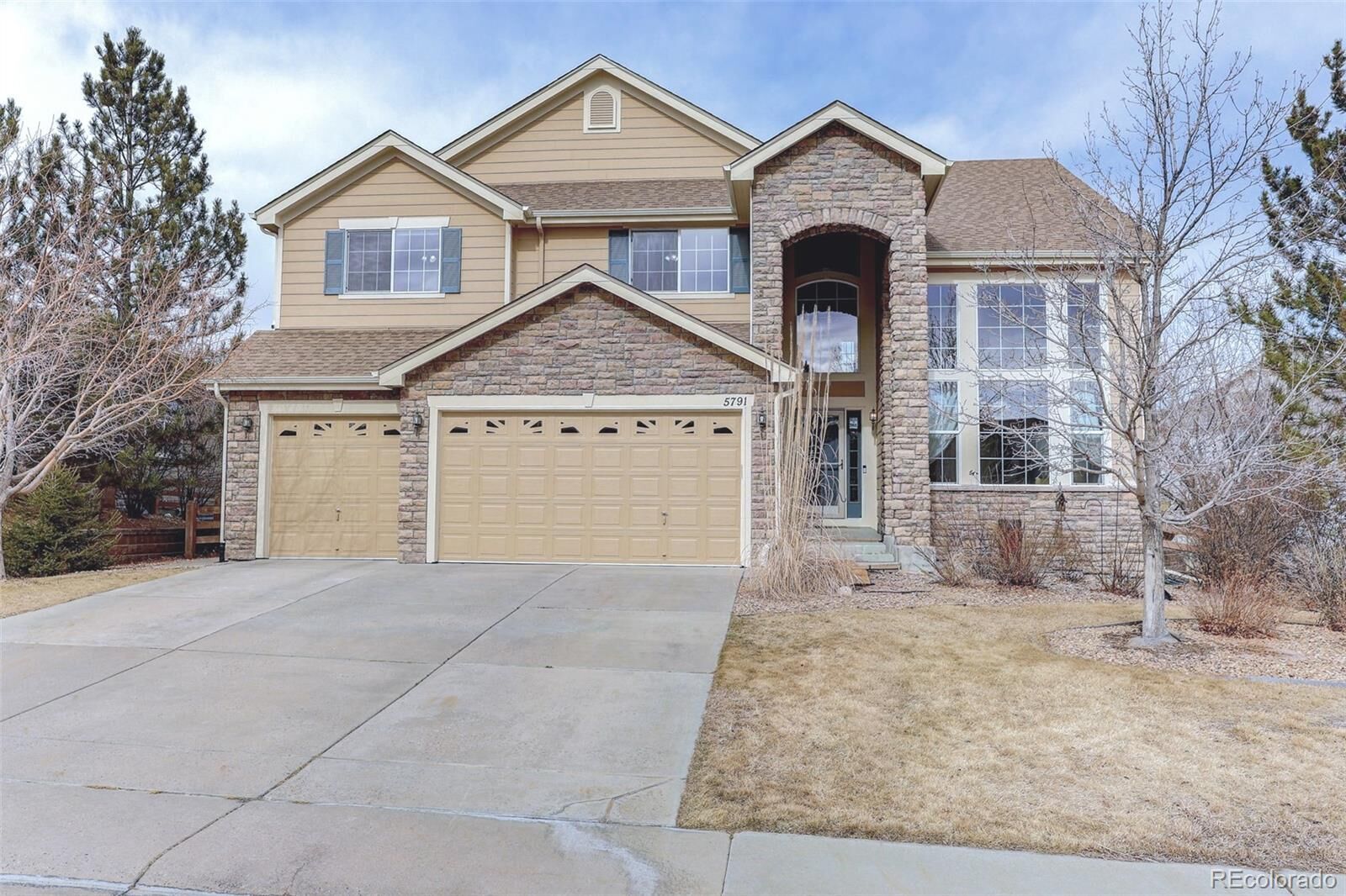 Property Photo:  5791 Chisholm Place  CO 80134 