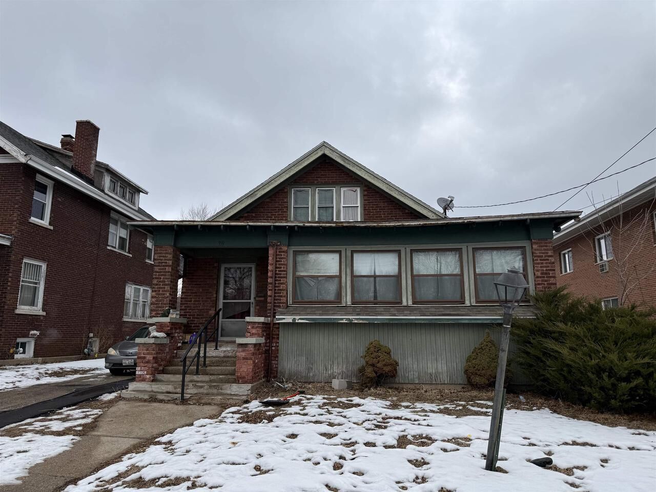 Property Photo:  359 West Grand Avenue  WI 53511 
