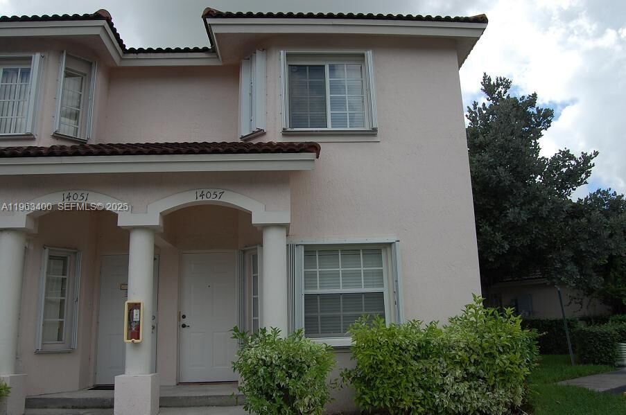 Property Photo: 14057 SW 121st Pl 7-24 FL 33186