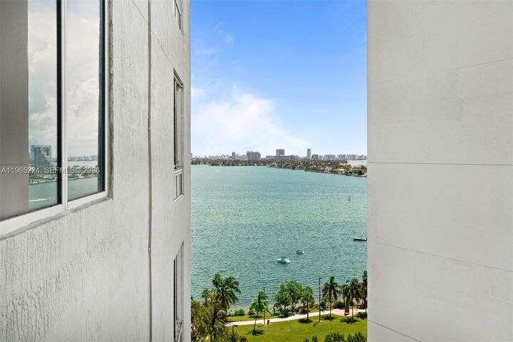 Property Photo: 1900 N Bayshore Dr 1505 FL 33132