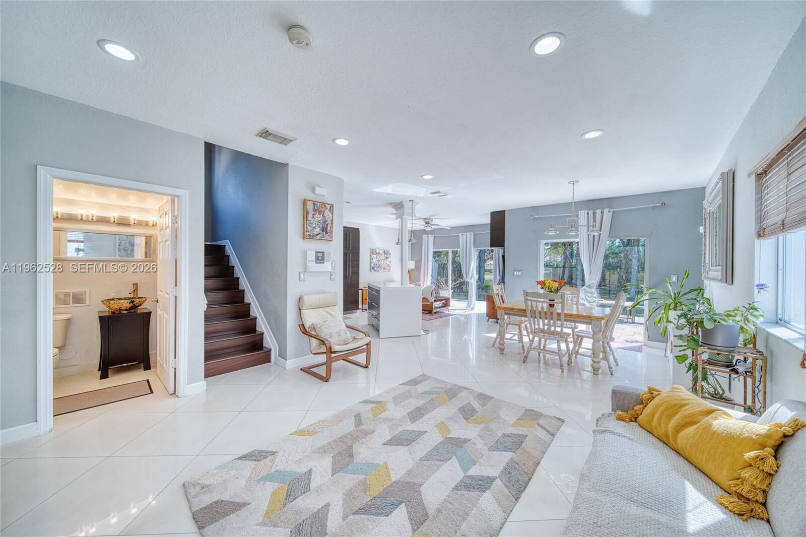 Property Photo:  3228 SE 3rd Dr  FL 33033 