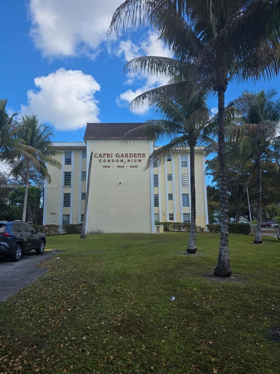 Property Photo:  11925 NE 2nd Ave B307  FL 33161 