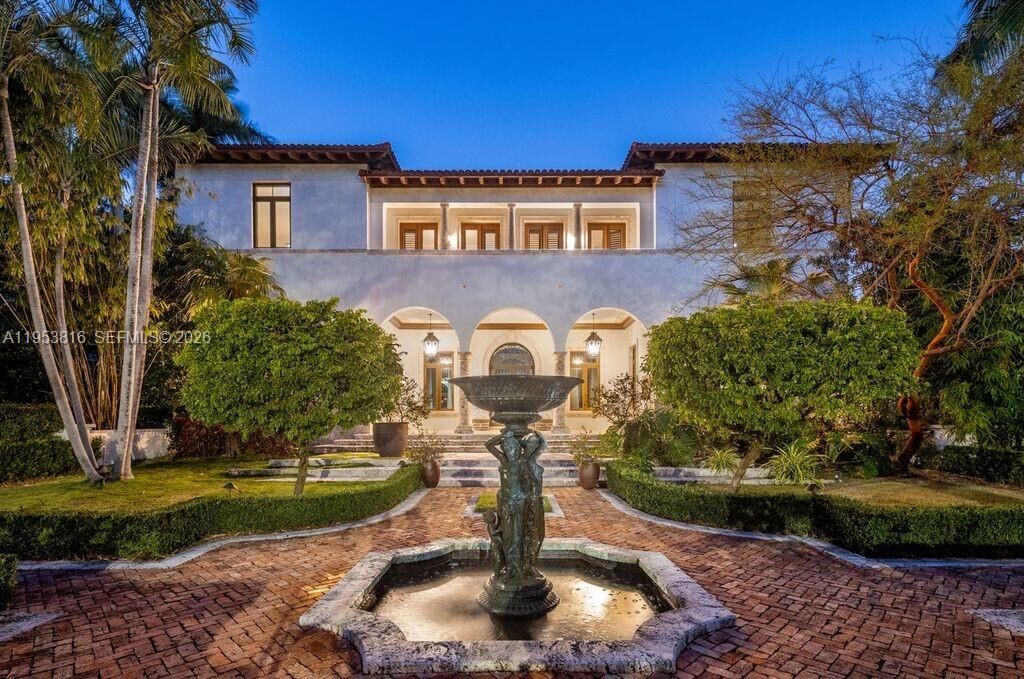 Property Photo: 221 Casuarina Concourse FL 33143