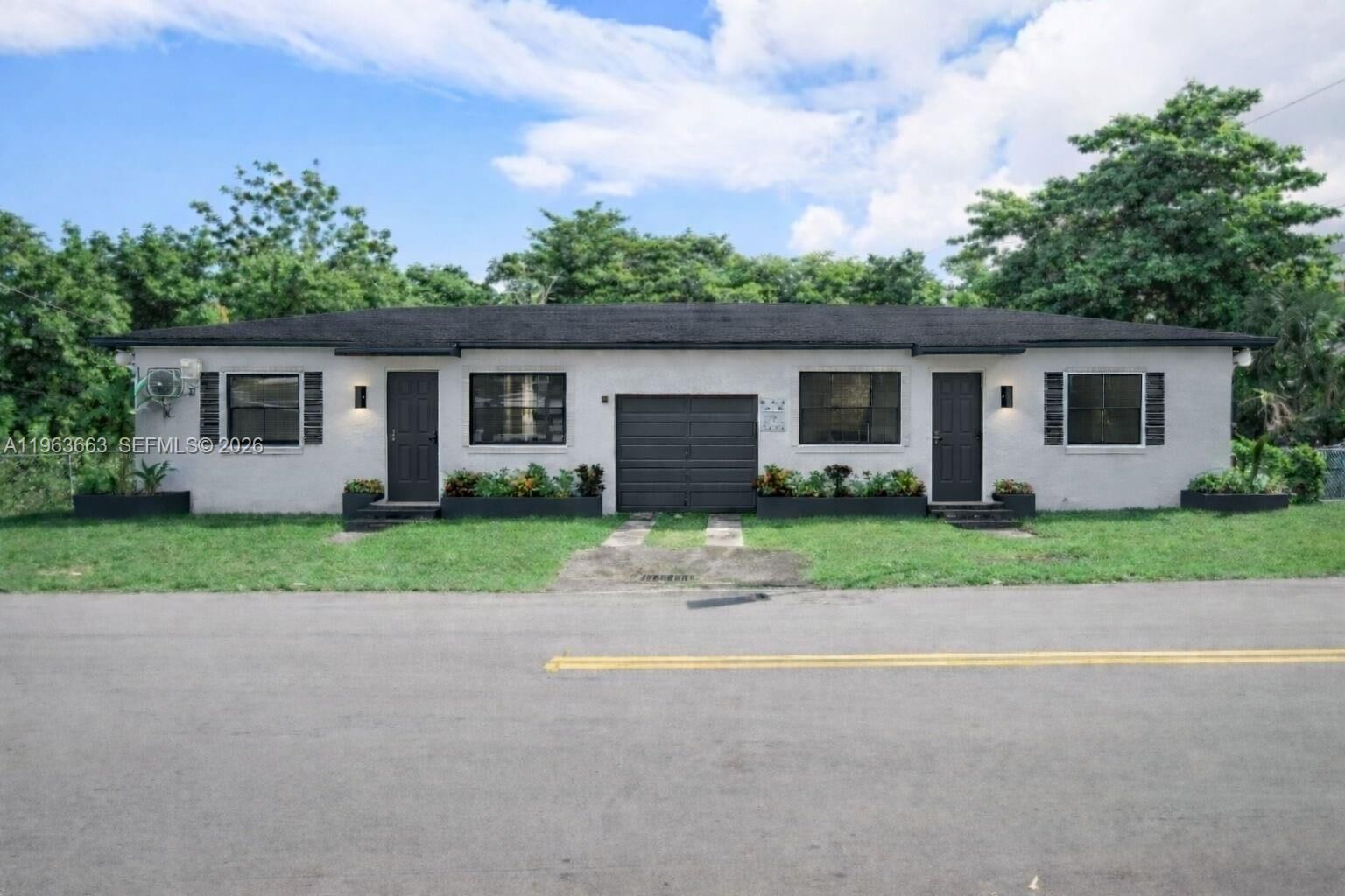 Property Photo:  4001 NW 15th Ave 4001  FL 33142 