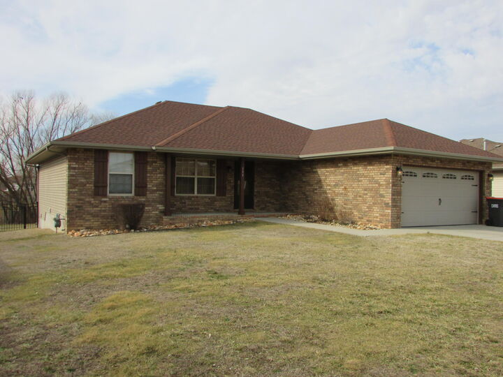 Property Photo:  111 Ashton Avenue  MO 65631 