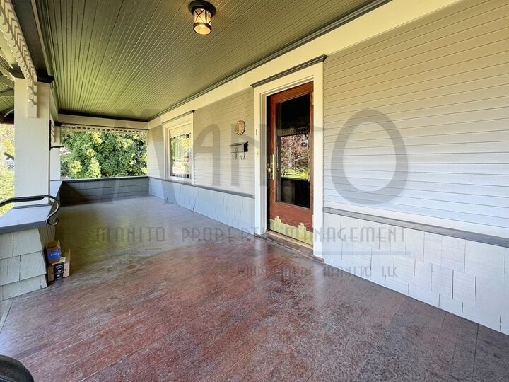 Property Photo: 1211 W 13th Ave WA 99204