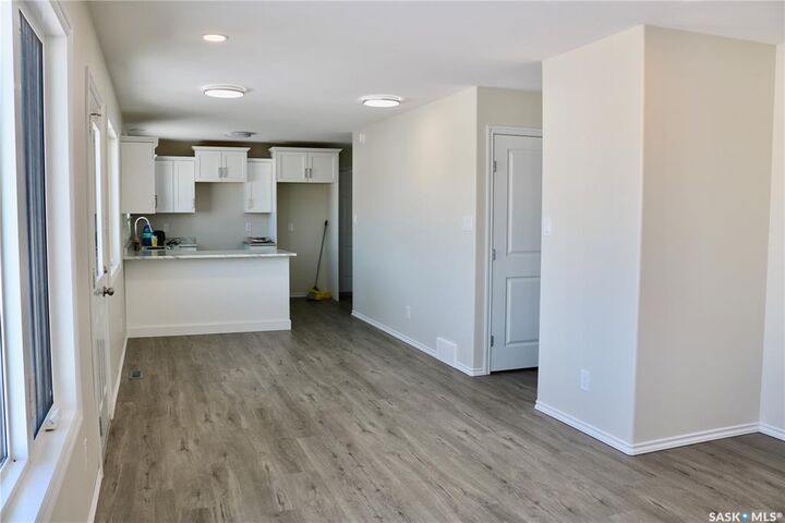 Photo de la propriété:  511 1st Avenue  SK S0G 4Z0 