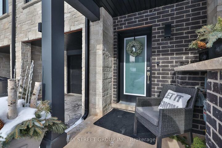 Property Photo: 75 Windtree Way ON L7G 0P6