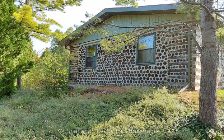 Property Photo: 579 Cape Hurd Road ON N0H 2R0