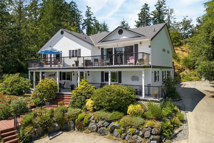 7760 West Coast Rd — photo 1