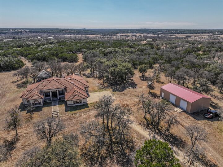 Property Photo: 15999 Maxdale Road TX 76549