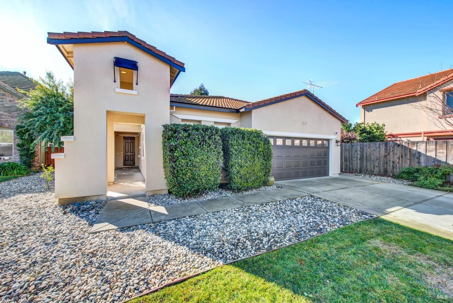 Property Photo: 3007 Norwich Court CA 95687