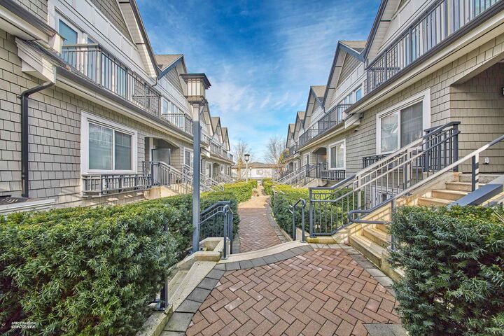 Property Photo: 5655 Chaffey Avenue 17 BC V5H 2S1