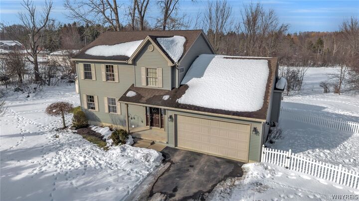 Property Photo:  1552 Emery Road  NY 14052 
