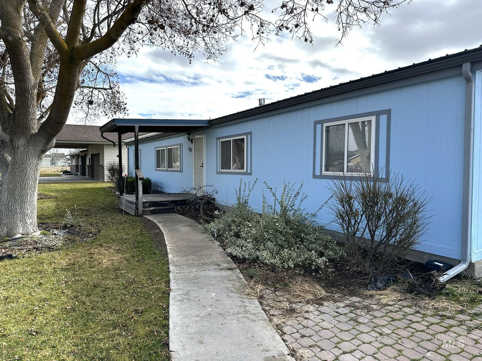Property Photo:  1557 NW 26 Th St  ID 83619 