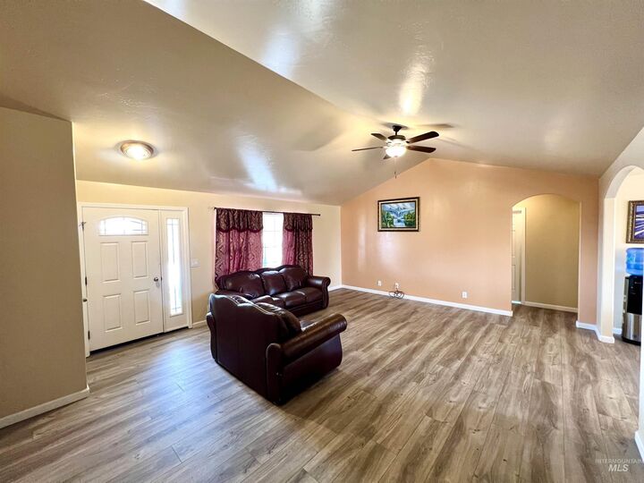 Property Photo:  842 W 400 S  ID 83336 