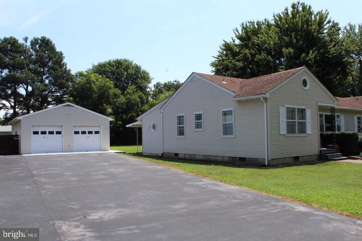 Property Photo:  6031 Rosedale Drive  VA 22485 