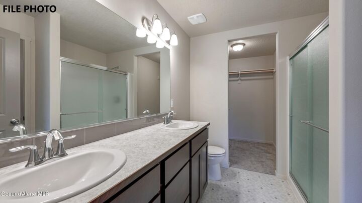 Property Photo:  1462 E Allenby Ave  ID 83854 