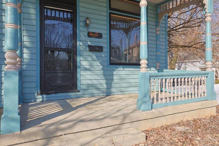 Property Photo: 4719 Hamilton Avenue OH 45223