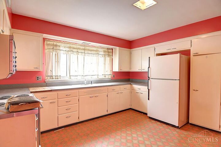 Property Photo:  307 Curtis Street  OH 45044 