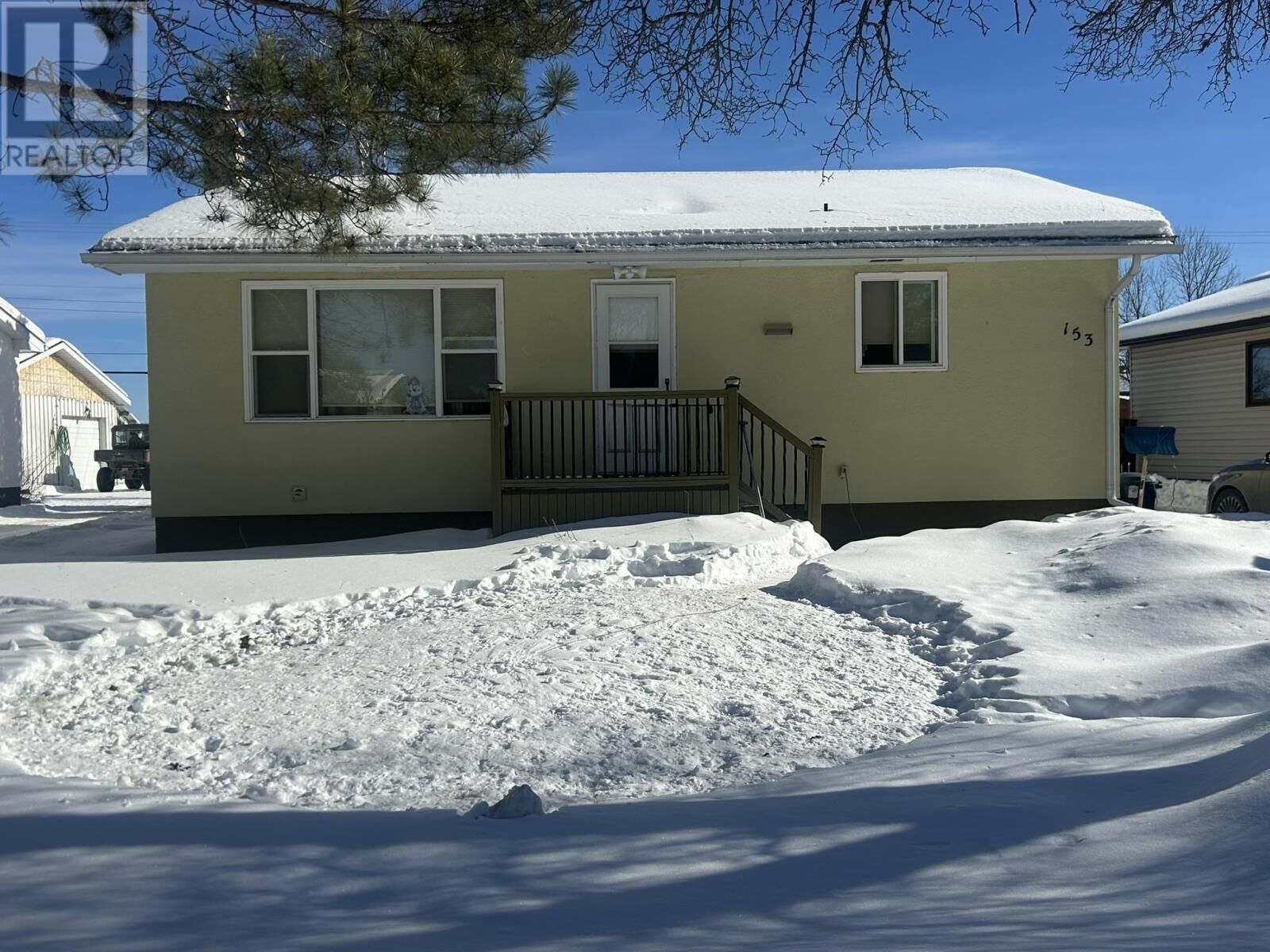 Property Photo: 153 Willow Rd ON P0T 1C0