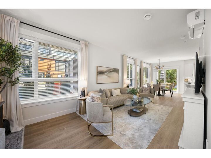 Property Photo:  20926 83 Avenue Avenue 4  BC V2Y 3Y9 