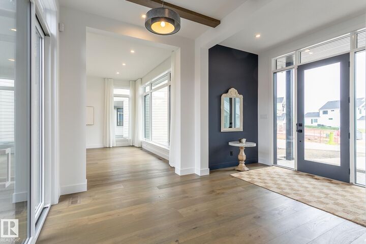 Property Photo: 152 Hays Ridge Boulevard SW AB T6W 4Y1