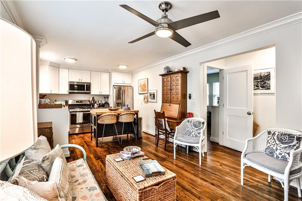 Property Photo:  1042 Saint Charles Avenue NE 4  GA 30306 