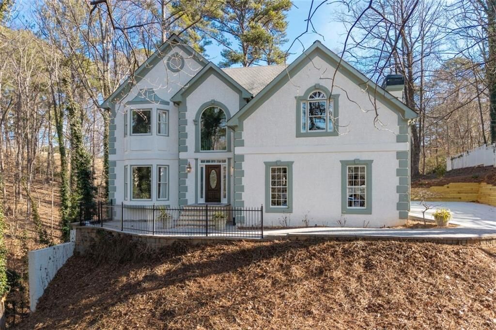 Property Photo:  9570 Huntcliff Trace  GA 30350 