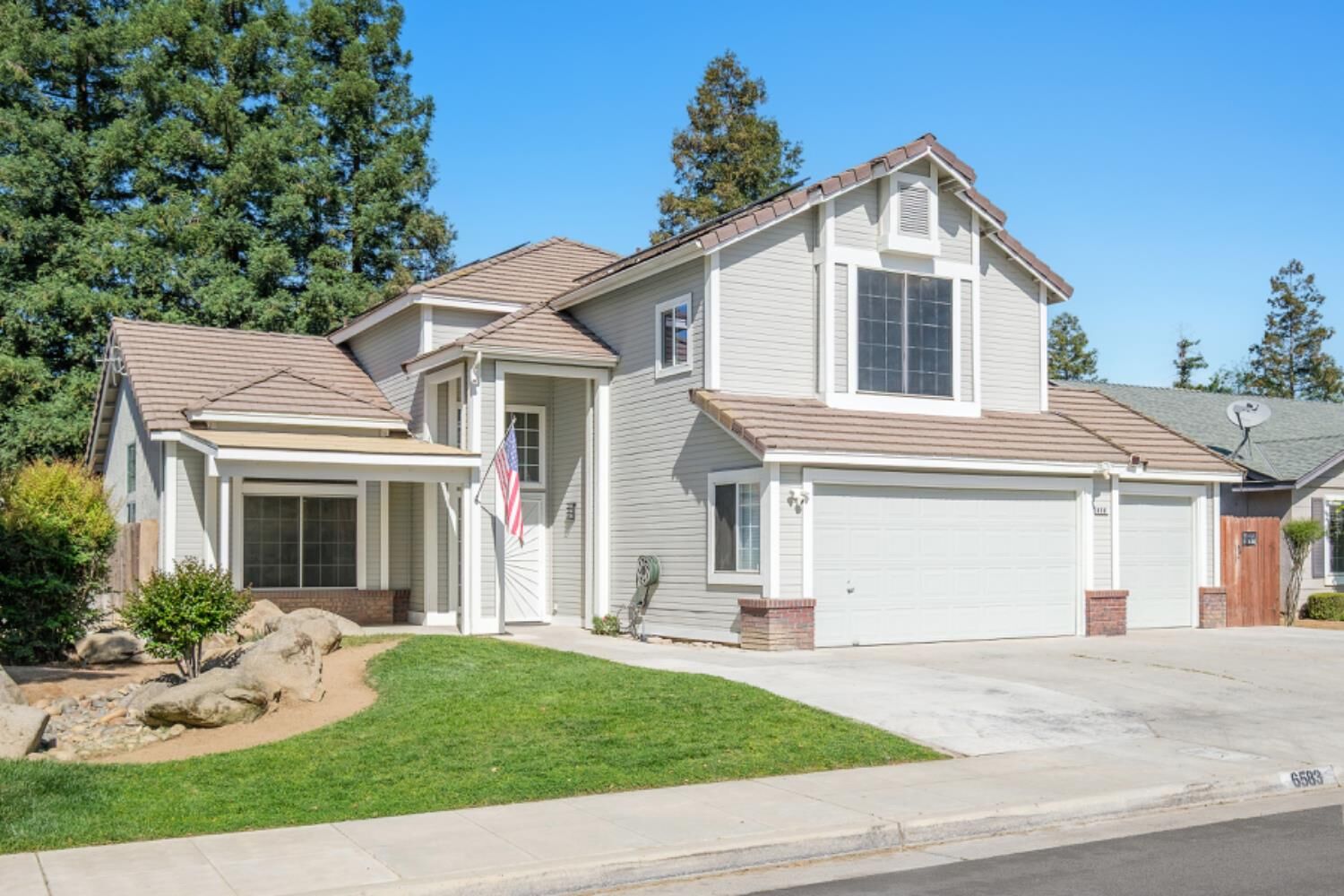 Property Photo:  6583 N State Avenue  CA 93722 