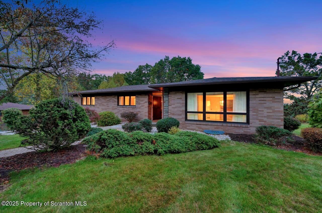 Property Photo: 446 Kennedy Drive PA 18403