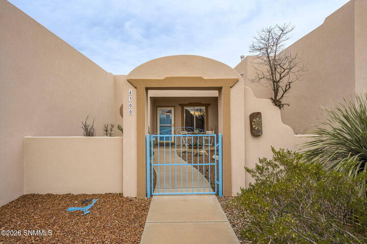 Property Photo:  4300 Diamondback Drive  NM 88011 