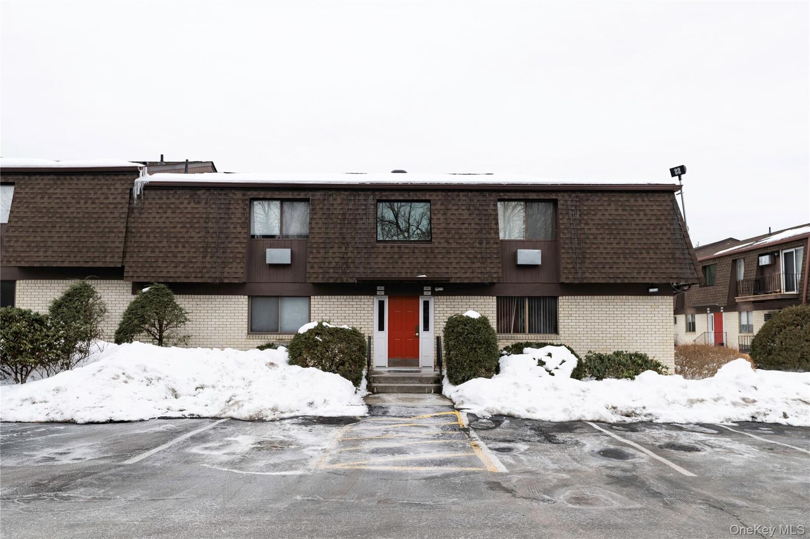 Property Photo:  1212 Cherry Hill Drive  NY 12603 