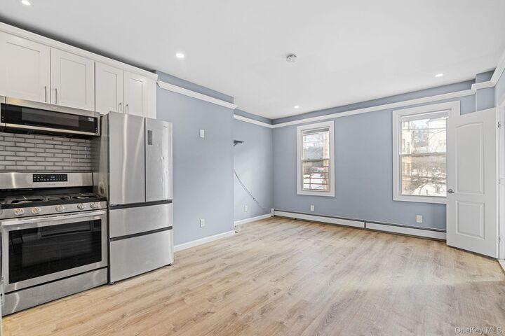 Property Photo:  177 Woodworth Avenue 2  NY 10701 