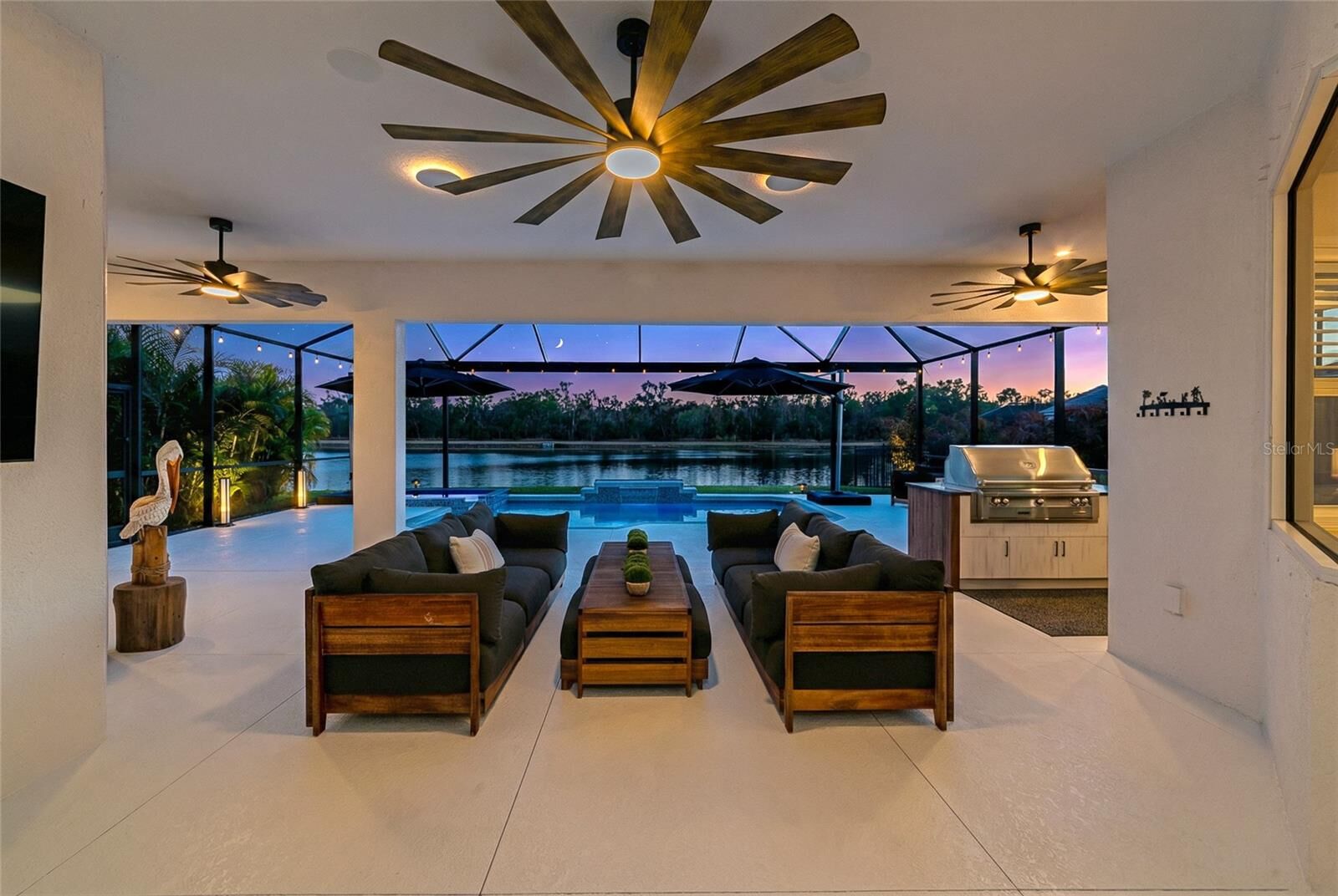 Property Photo:  16007 39th Glen E  FL 34219 