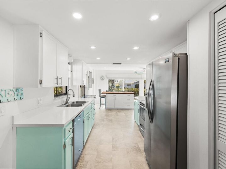 Property Photo:  6580 Brambleleaf Drive  FL 34606 