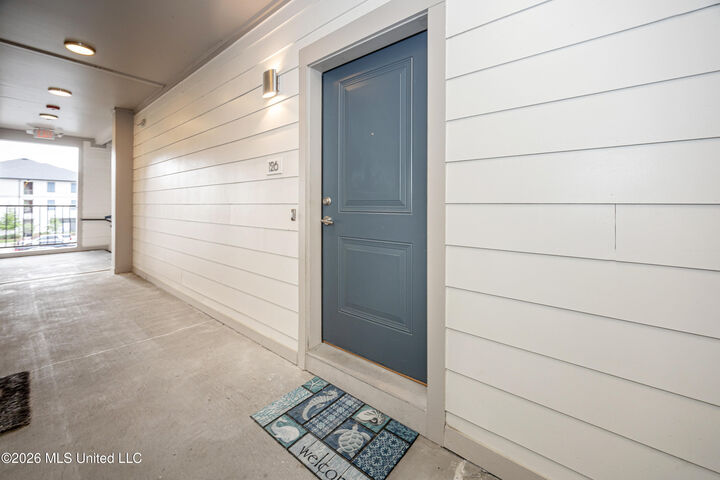 Property Photo:  2501 Bienville Boulevard  MS 39564 