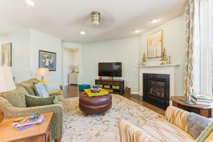 Property Photo: 44 Pacific Avenue IL 60047