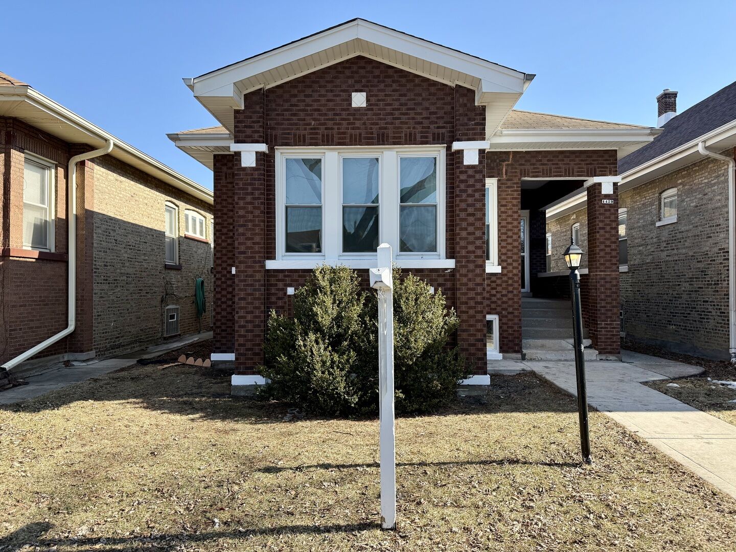 Property Photo: 1429 N Mason Avenue IL 60651