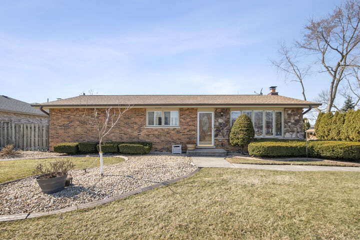 Property Photo:  13748 Leclaire Avenue  IL 60418 