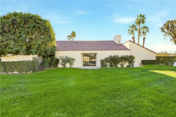 Property Photo:  450 Sunningdale  CA 92270 