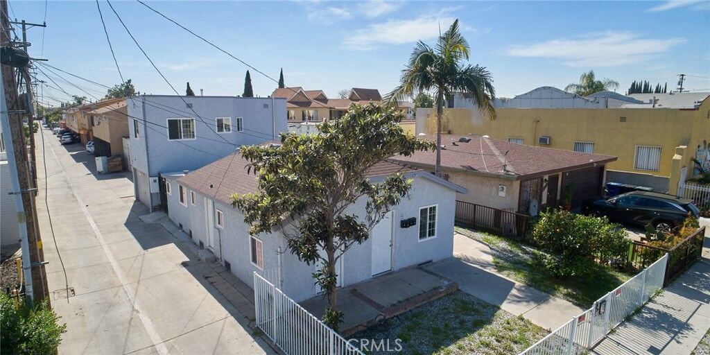 Property Photo:  2514 Clarendon Avenue  CA 90255 