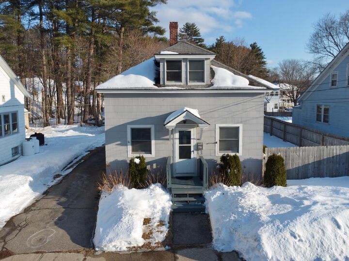Property Photo:  27 Weeman Street  ME 04083 