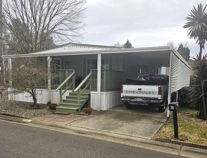 Property Photo:  17 Calle Margarita  CA 95624 