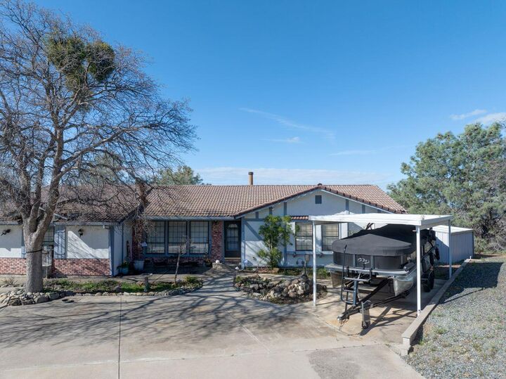 Property Photo:  13866 Cedro Court  CA 95329 
