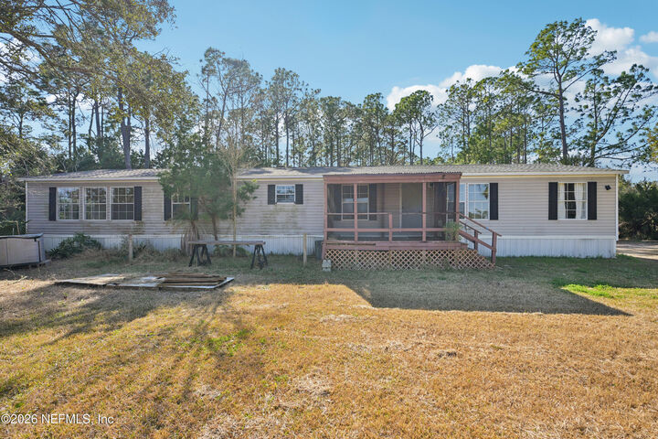Property Photo:  500 Coopers Cove Road  FL 32095 