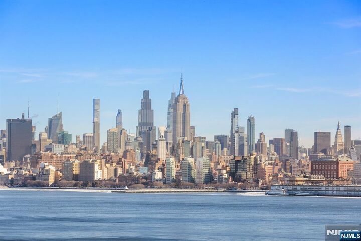 Property Photo: 2 2nd Street 801 NJ 07302