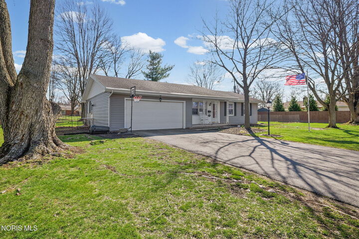 Property Photo:  1209 Heather Drive  OH 45840 