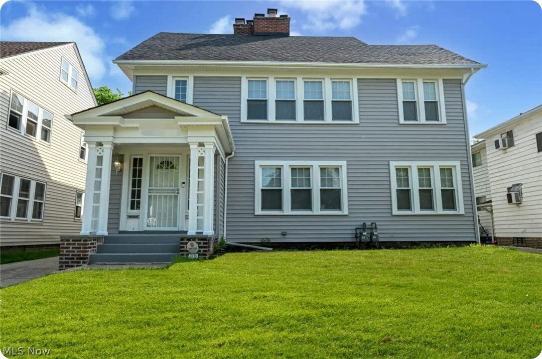 Property Photo:  3315 Milverton Road  OH 44120 