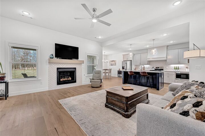 Property Photo: 3 McKissick Circle AR 72715